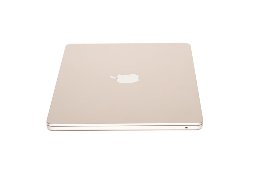 Apple MacBook Air (2022) | 13,6" | M2 | 24GB RAM | 1000GB SSD | Polarstern
